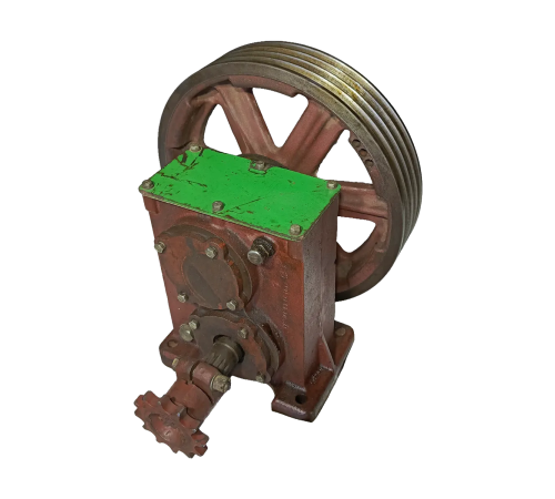 Редуктор 100.01.00.010 ускорителя